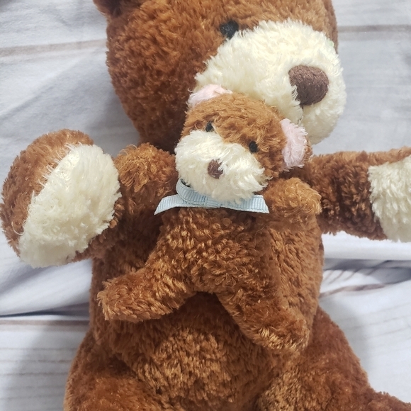 Gymboree Musical Brown Teddy Bear Plush With Baby 10" Stuffed Animal Year 2000 - Picture 3 of 10
